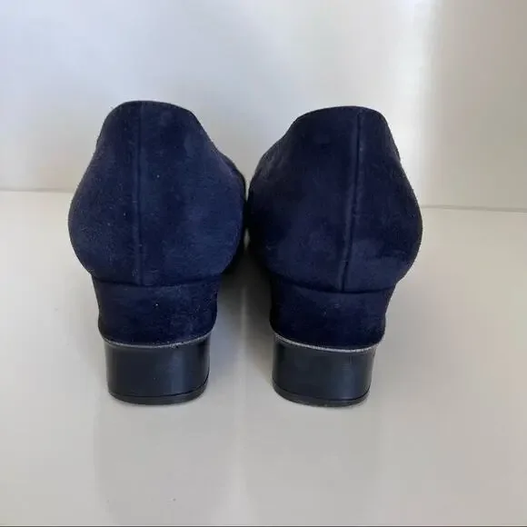 Bruno Magli Classic Navy Heels - Picture 6 of 13